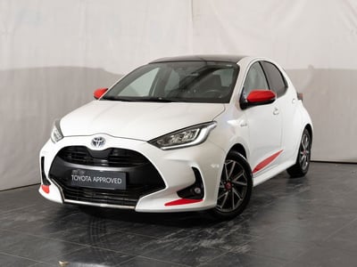 Toyota Yaris 1.5 Hybrid 5 porte Lounge del 2021 usata a San Severo