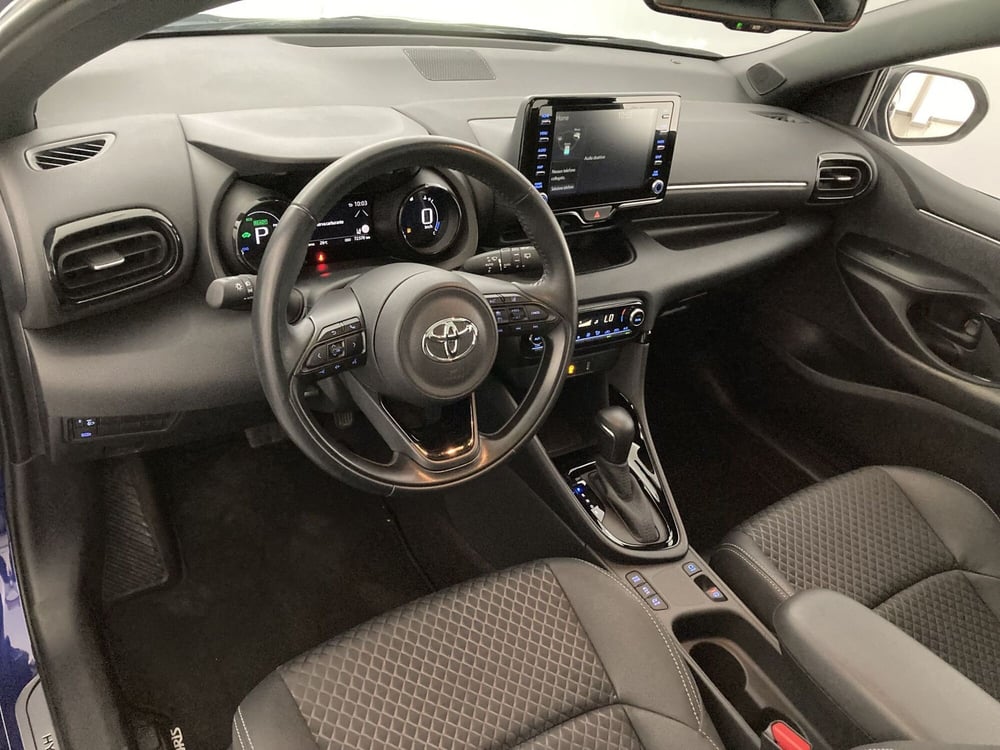 Toyota Yaris usata a Barletta-Andria-Trani (11)
