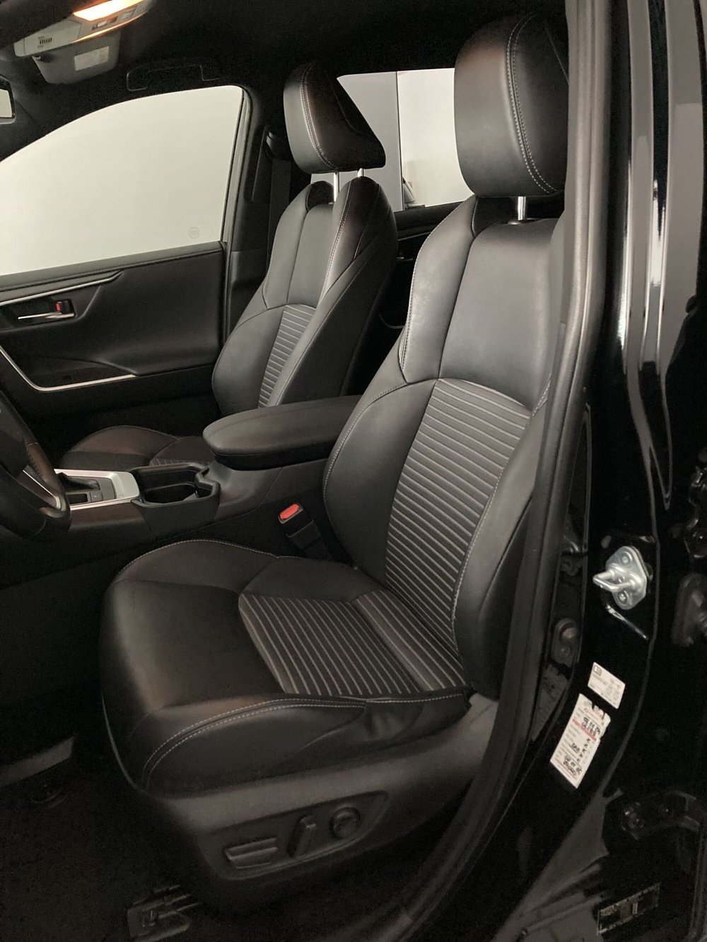 Toyota Rav4 usata a Barletta-Andria-Trani (8)
