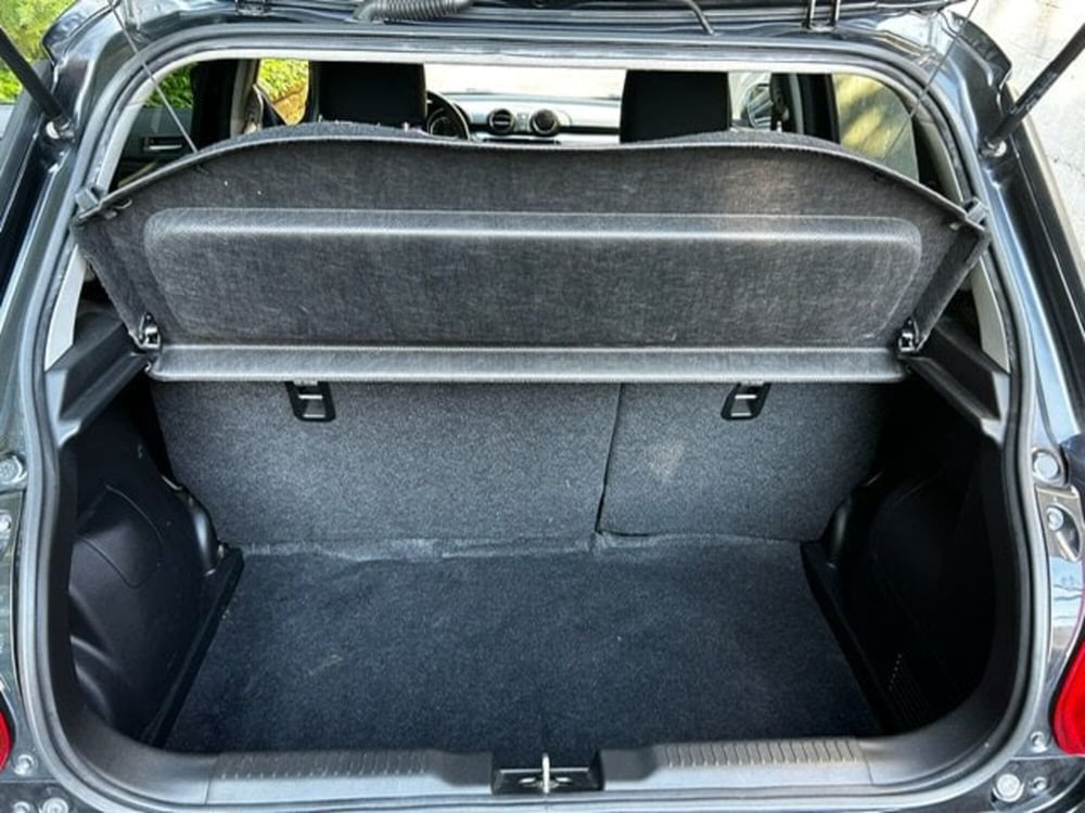 Suzuki Swift usata a Vercelli (13)