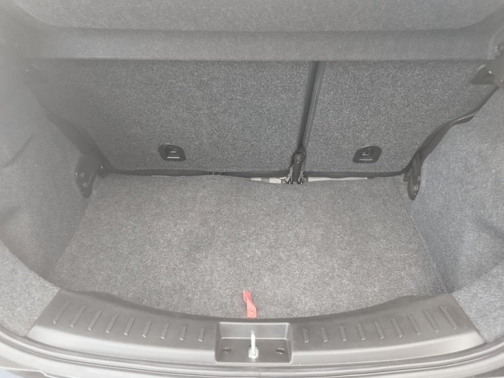 Lancia Ypsilon usata a Arezzo (18)
