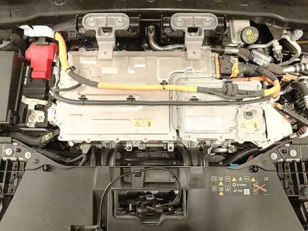 Renault Megane E-Tech Electric usata a Teramo (10)
