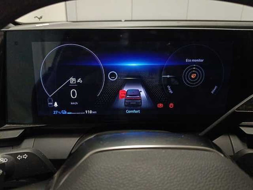 Renault Megane E-Tech Electric usata a Teramo (18)