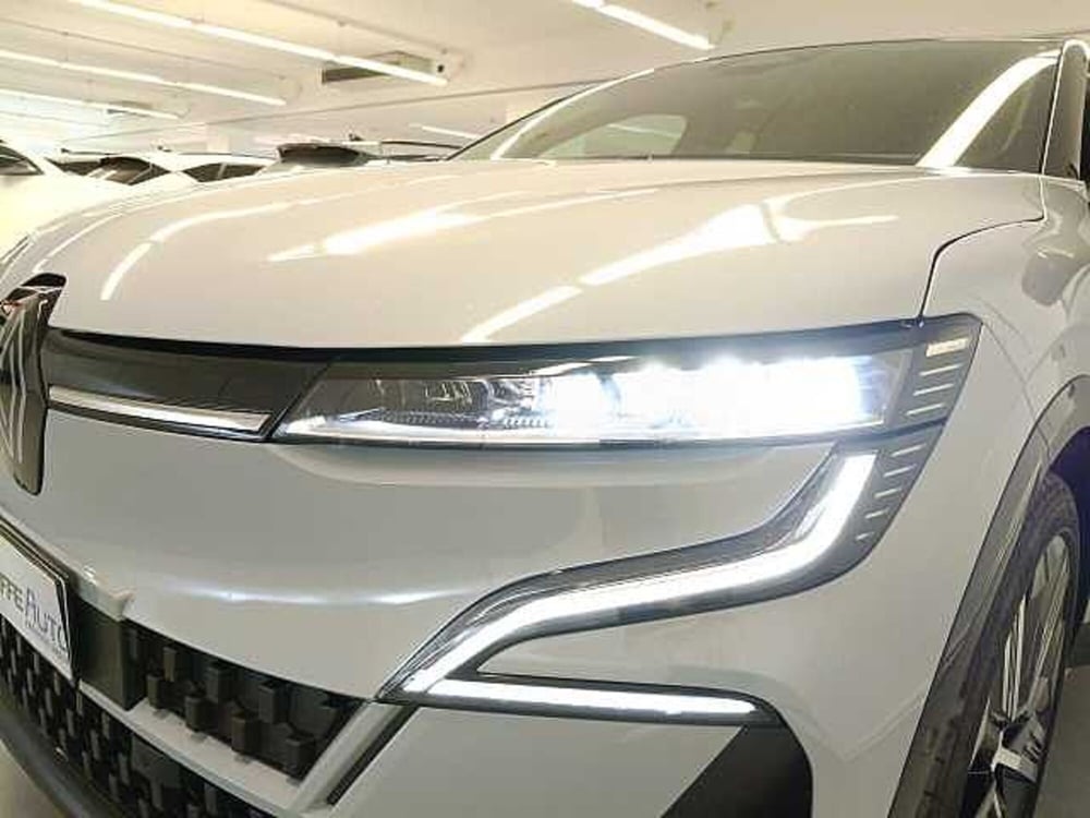 Renault Megane E-Tech Electric usata a Teramo (8)