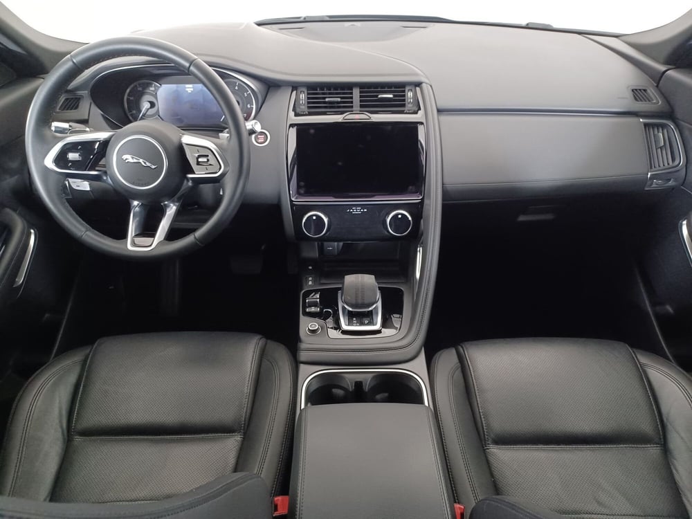 Jaguar E-Pace usata a Torino (4)