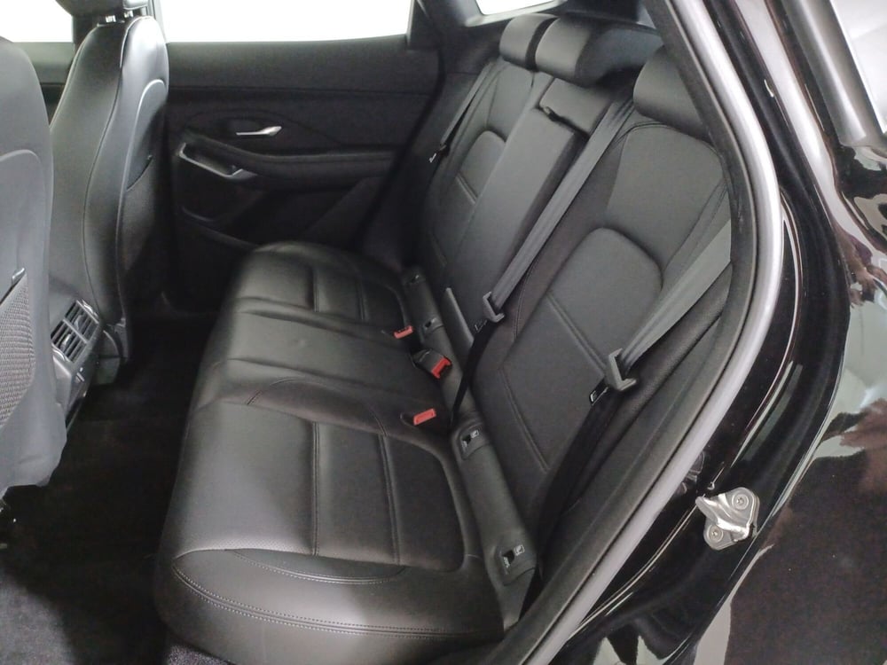 Jaguar E-Pace usata a Torino (5)