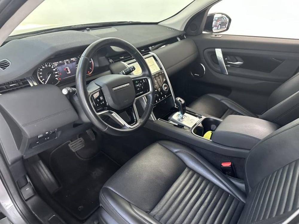 Land Rover Discovery Sport usata a Venezia (2)
