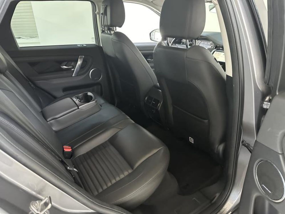 Land Rover Discovery Sport usata a Venezia (7)