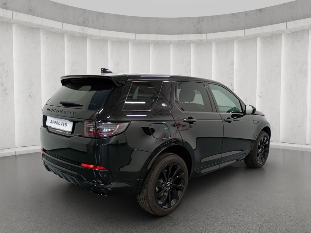 Land Rover Discovery Sport usata a Milano (2)