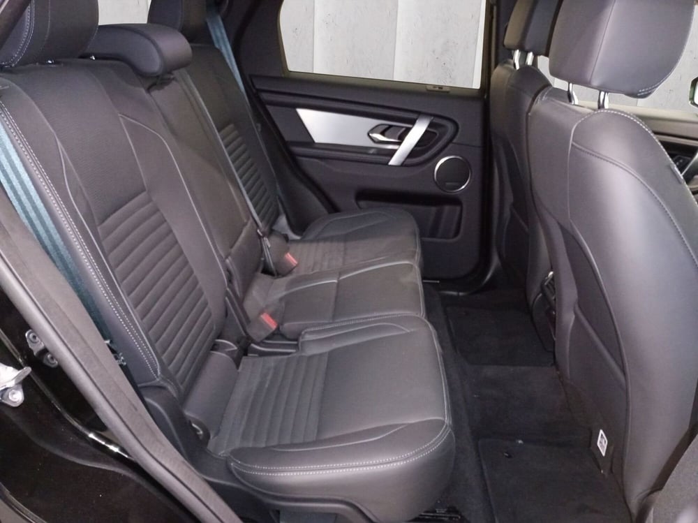 Land Rover Discovery Sport usata a Milano (5)