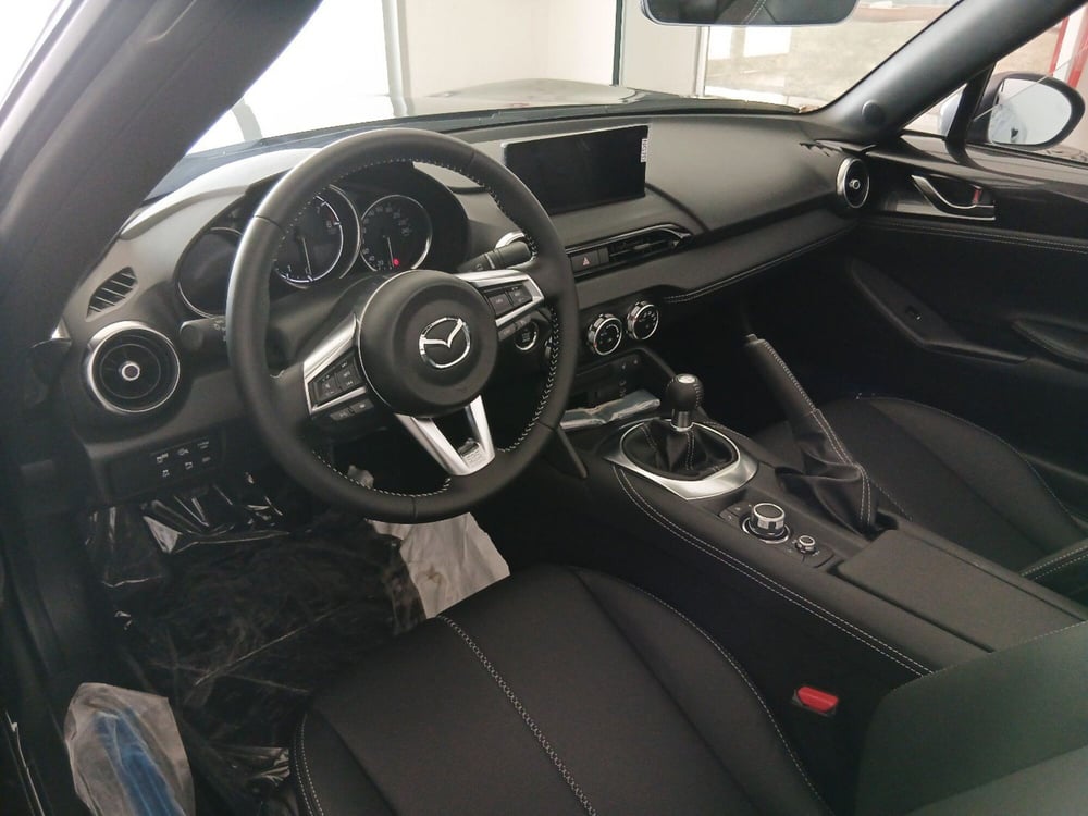 Mazda MX-5 nuova a Arezzo (14)