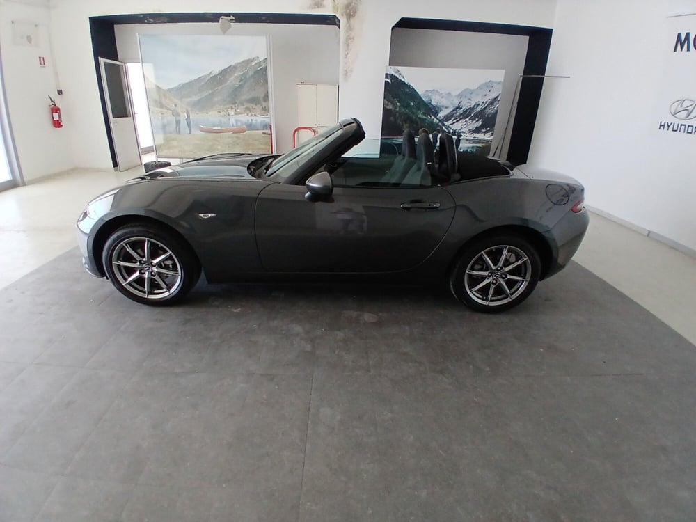 Mazda MX-5 nuova a Arezzo (8)