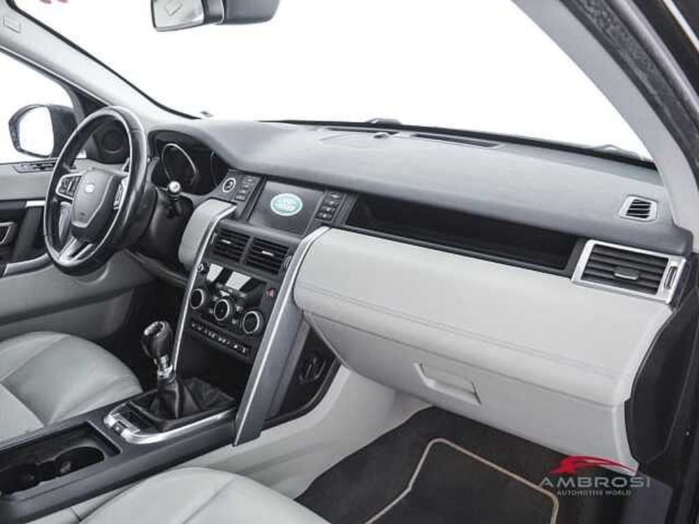 Land Rover Discovery Sport usata a Perugia (12)