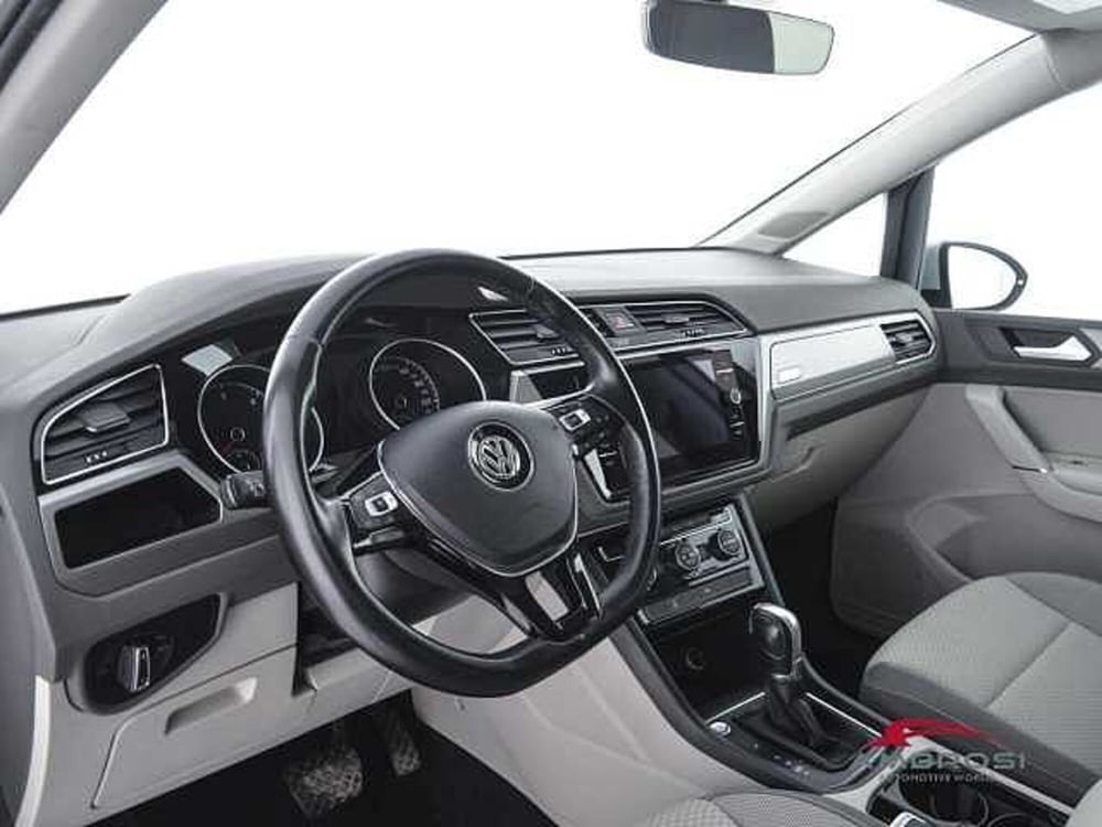 Volkswagen Touran usata a Perugia (8)