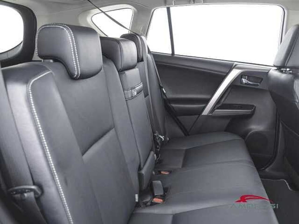 Toyota Rav4 usata a Perugia (11)