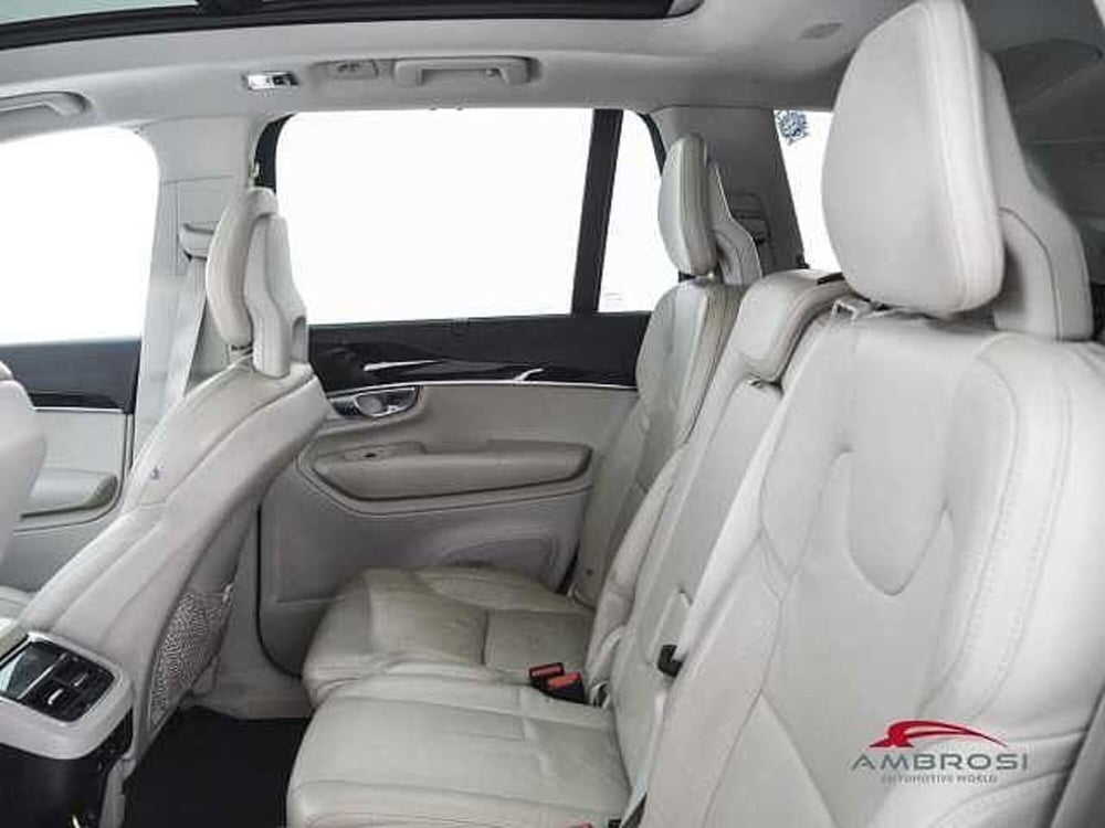 Volvo XC90 usata a Perugia (10)