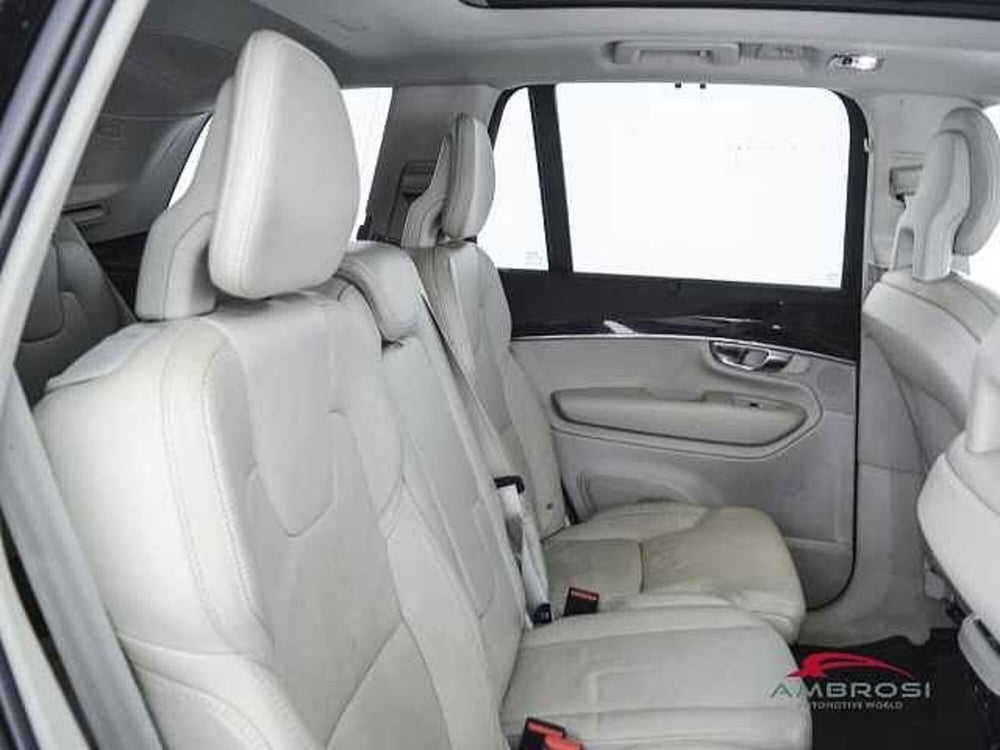 Volvo XC90 usata a Perugia (13)