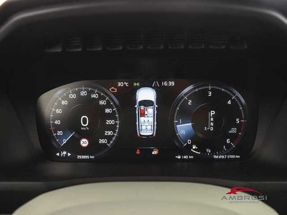 Volvo XC90 usata a Perugia (15)