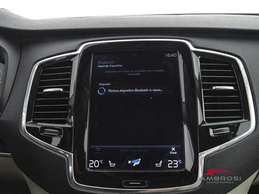Volvo XC90 usata a Perugia (18)