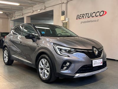 Renault Captur Full Hybrid E-Tech 145 CV Intens del 2022 usata a Verona