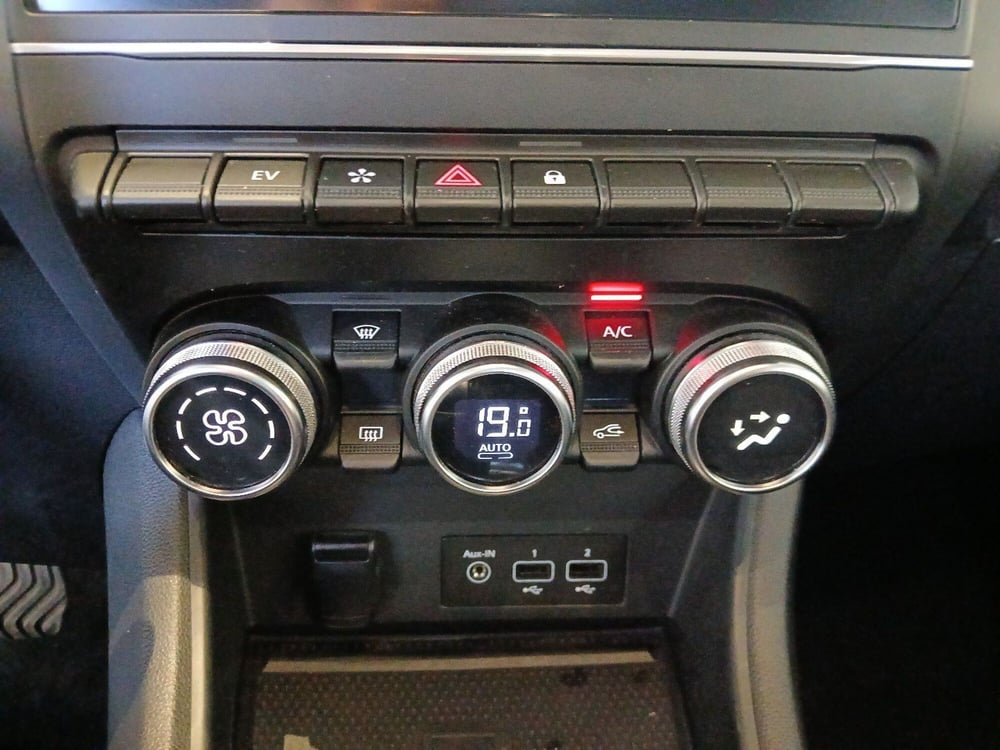 Renault Captur usata a Latina (16)