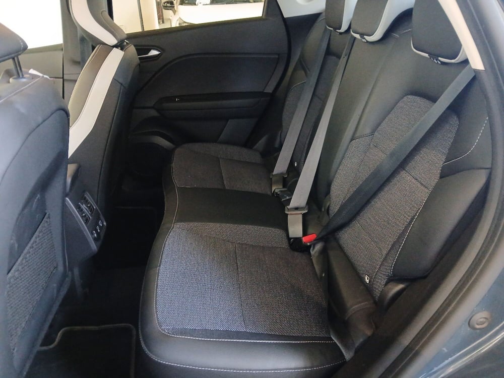 Renault Captur usata a Latina (17)