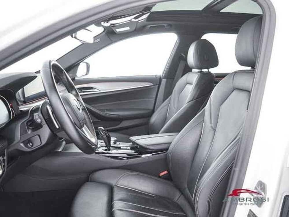 BMW Serie 5 Touring usata a Perugia (9)