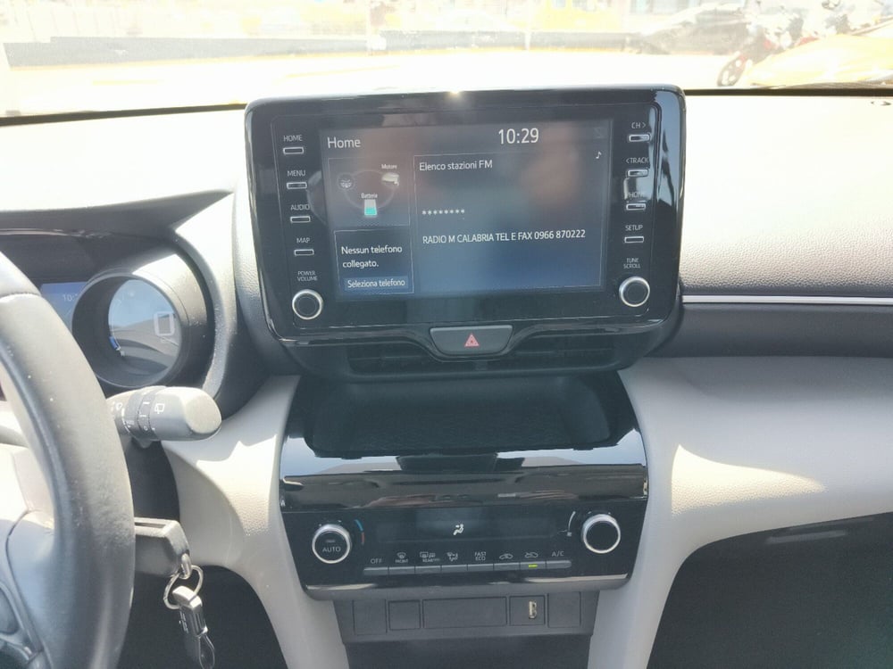 Toyota Yaris Cross usata a Reggio Calabria (12)