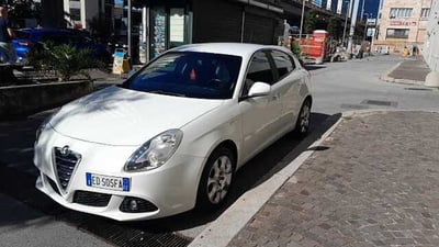 Alfa Romeo Giulietta 1.6 JTDm-2 Progression del 2010 usata a Genova