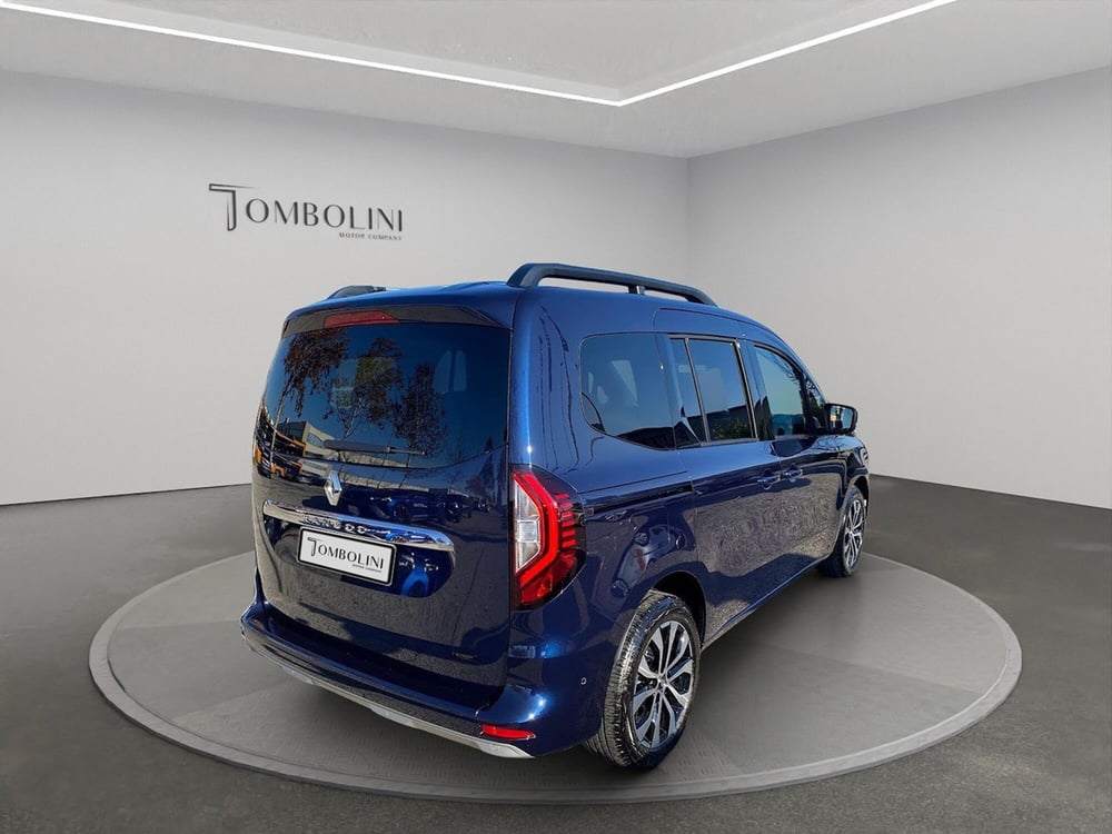 Renault Kangoo nuova a Macerata (6)