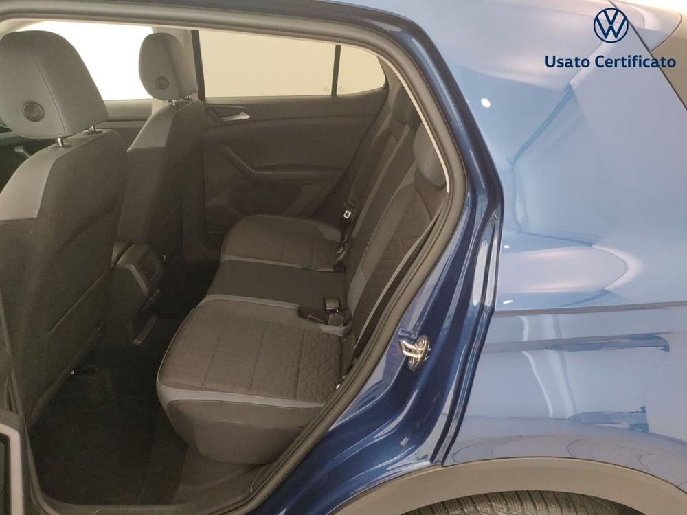 Volkswagen T-Cross usata a Varese (11)