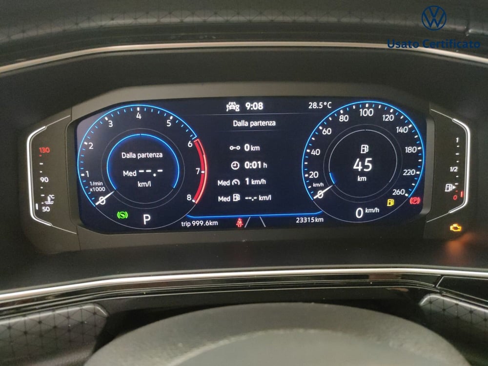 Volkswagen T-Cross usata a Varese (13)