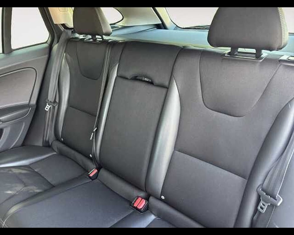 Volvo V60 Cross Country usata a Ravenna (13)