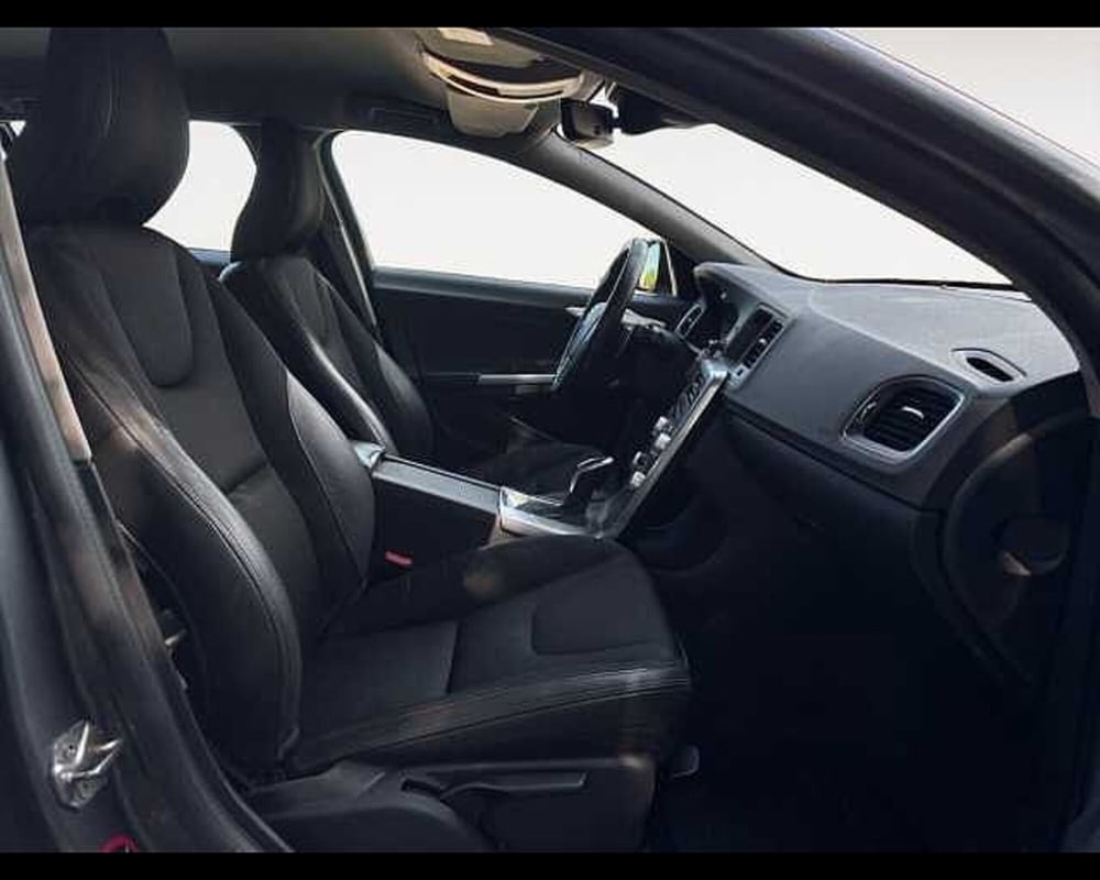 Volvo V60 Cross Country usata a Ravenna (15)