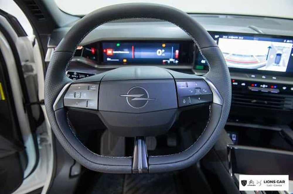 Opel Grandland nuova a Lodi (12)