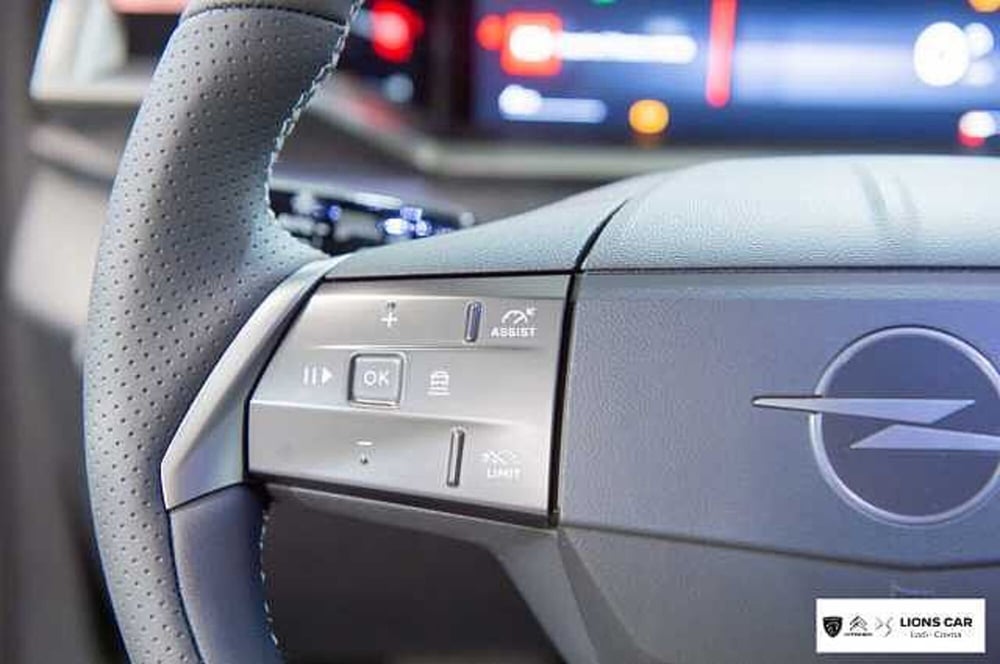 Opel Grandland nuova a Lodi (13)