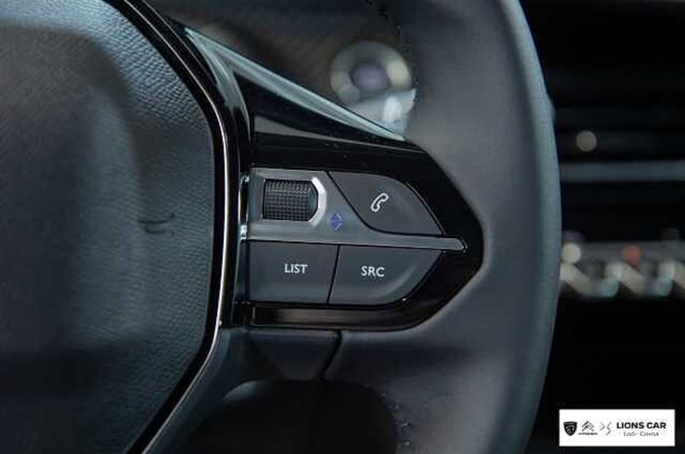 Peugeot 208 nuova a Lodi (17)