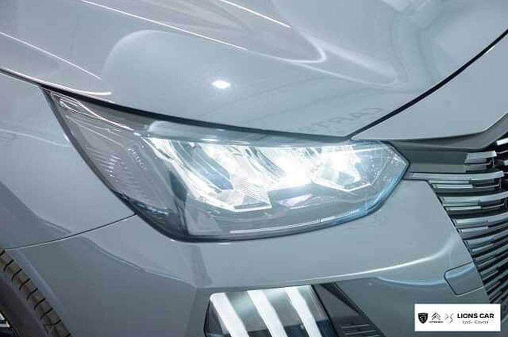 Peugeot 208 nuova a Lodi (8)