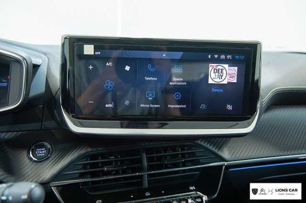 Peugeot 2008 nuova a Lodi (17)