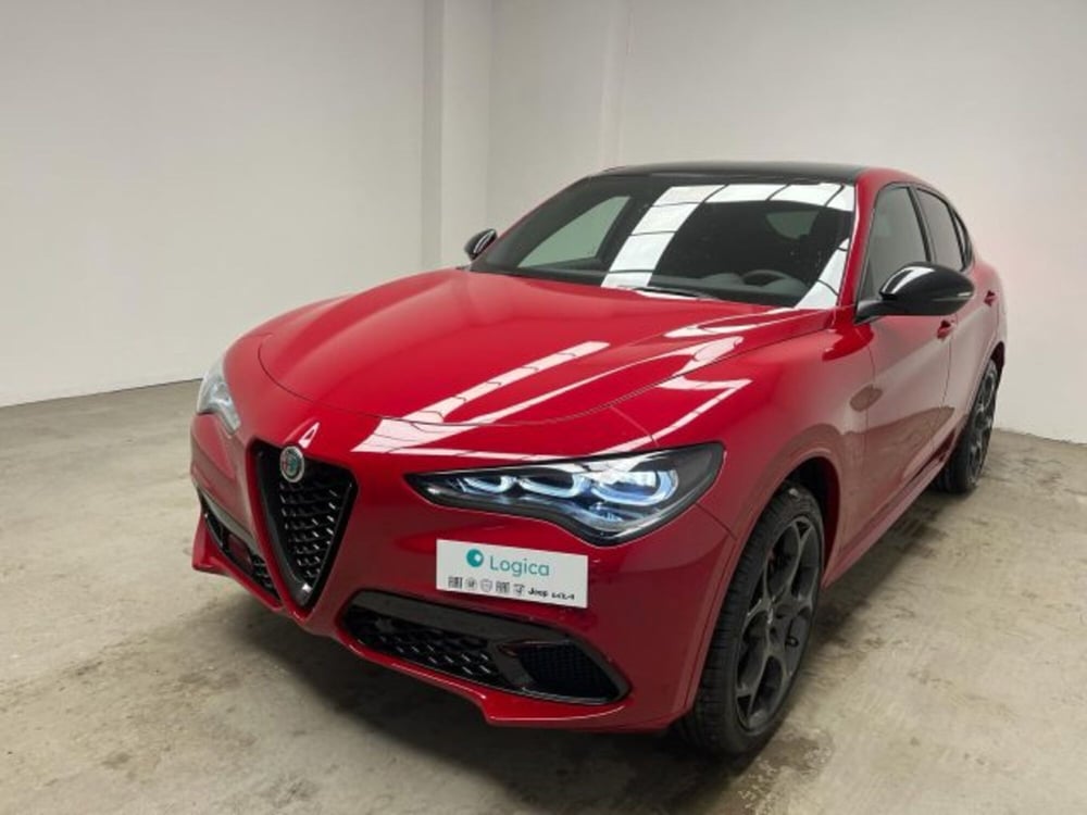Alfa Romeo Stelvio nuova a Biella (5)