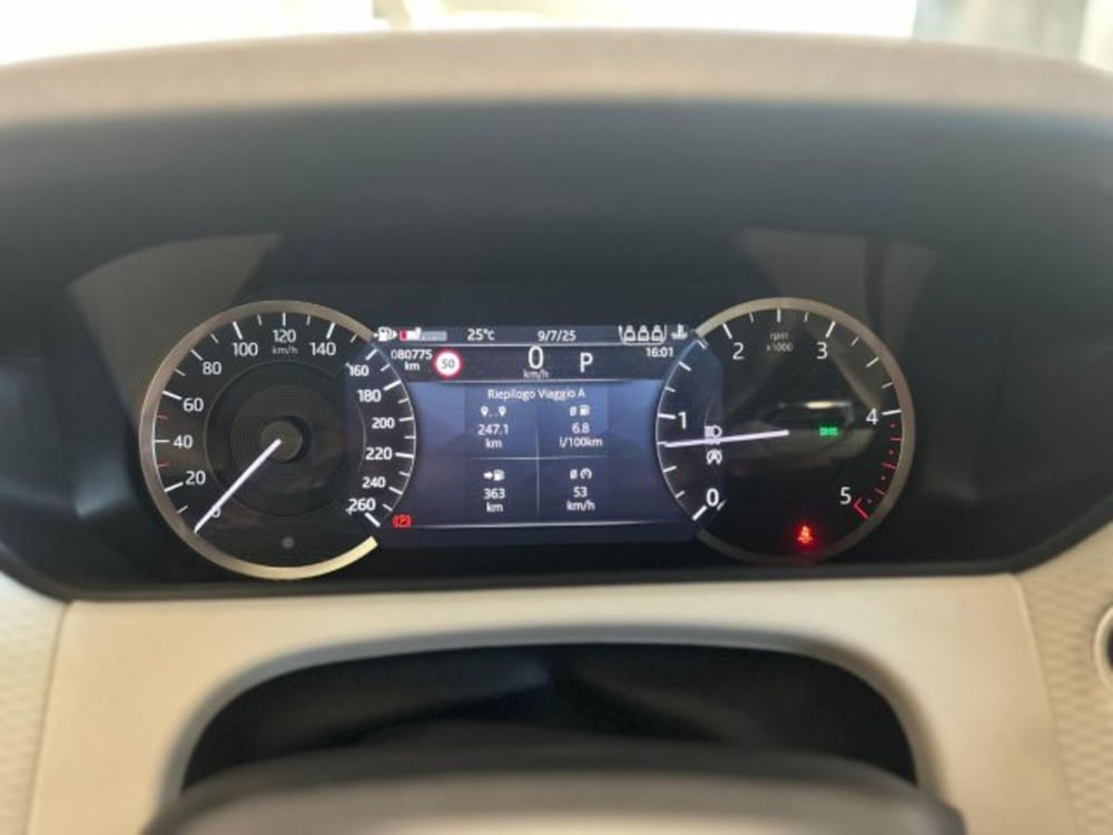 Land Rover Range Rover Velar usata a Modena (12)