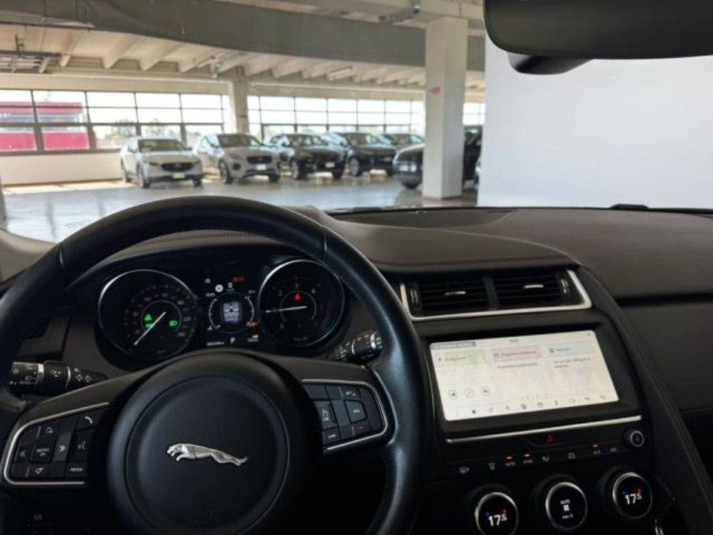 Jaguar E-Pace usata a Modena (10)