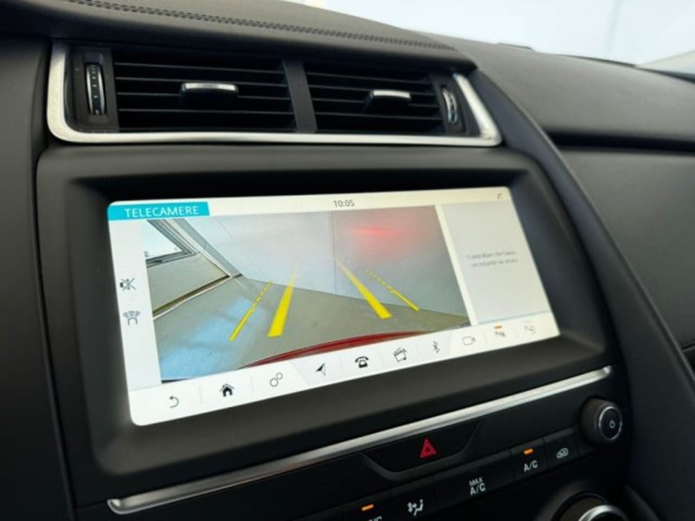 Jaguar E-Pace usata a Modena (12)