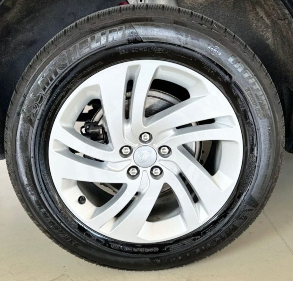Land Rover Discovery Sport usata a Modena (9)