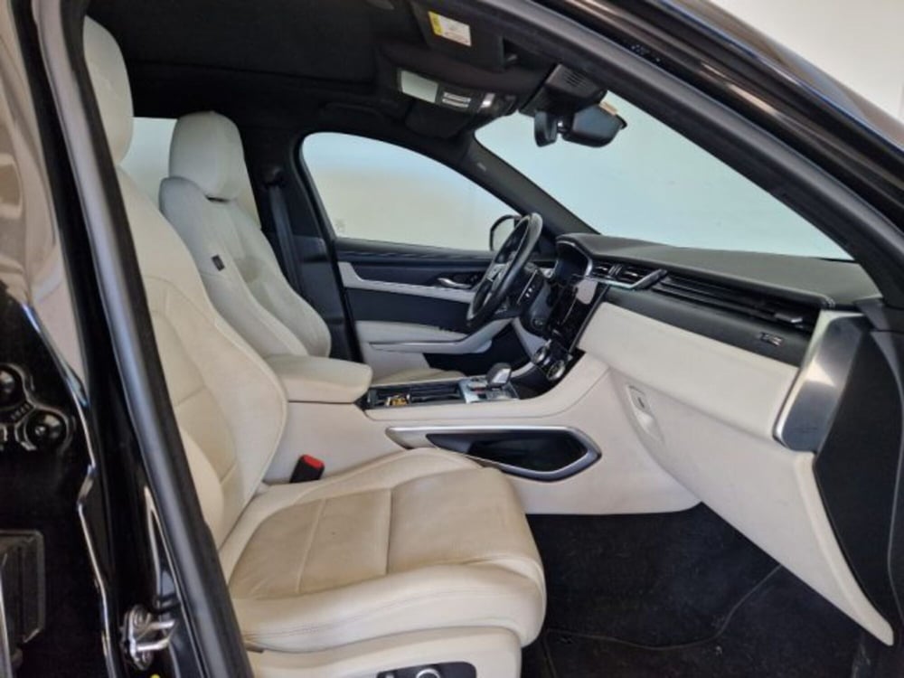 Jaguar F-Pace usata a Modena (10)
