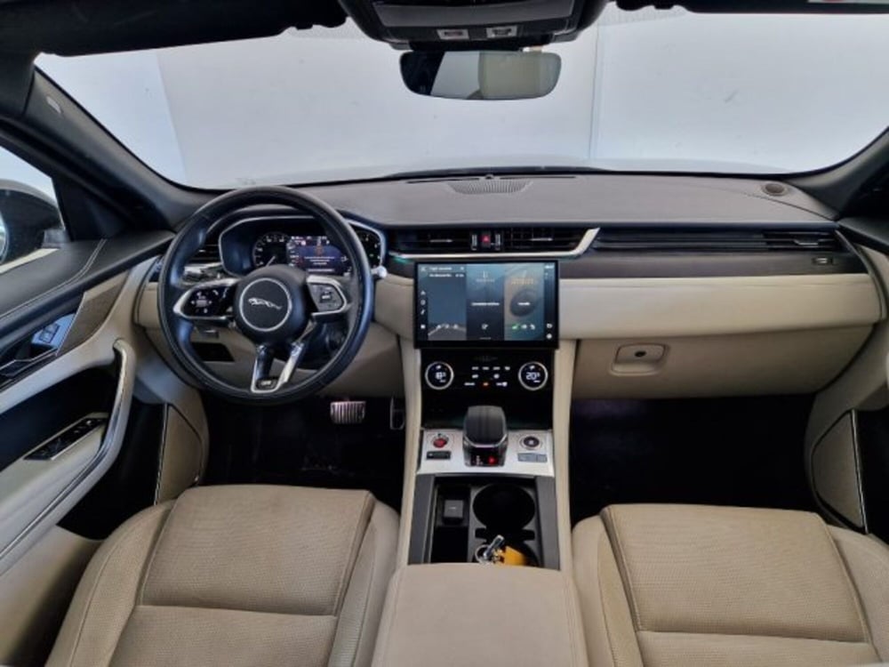 Jaguar F-Pace usata a Modena (4)