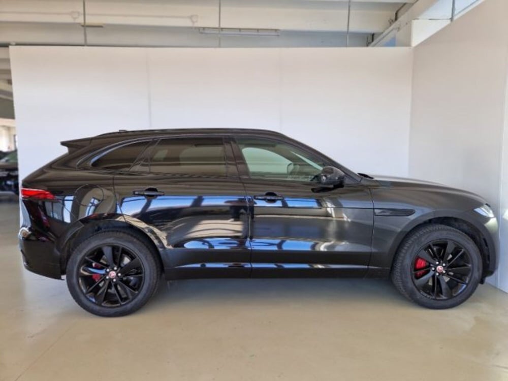 Jaguar F-Pace usata a Modena (6)