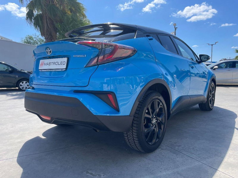 Toyota Toyota C-HR usata a Lecce (12)