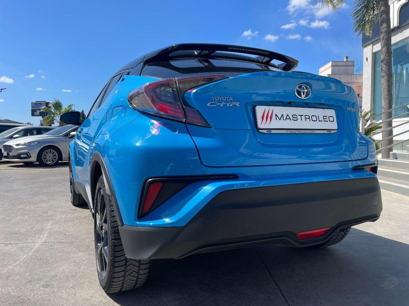 Toyota Toyota C-HR usata a Lecce (14)