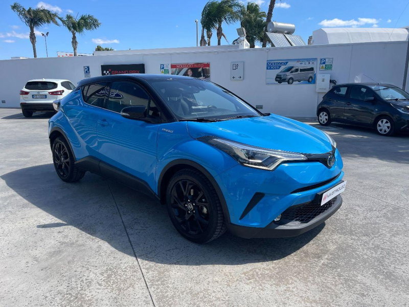 Toyota Toyota C-HR usata a Lecce (8)